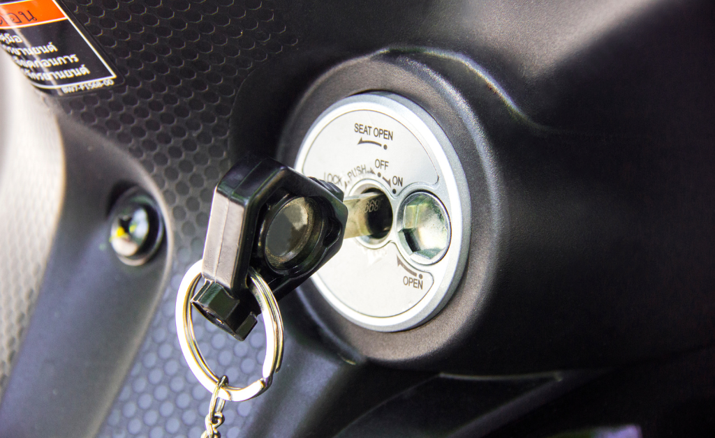 mercedes key not turning in ignition what to do