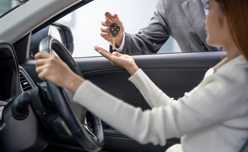 what factors affect car key replacement cost