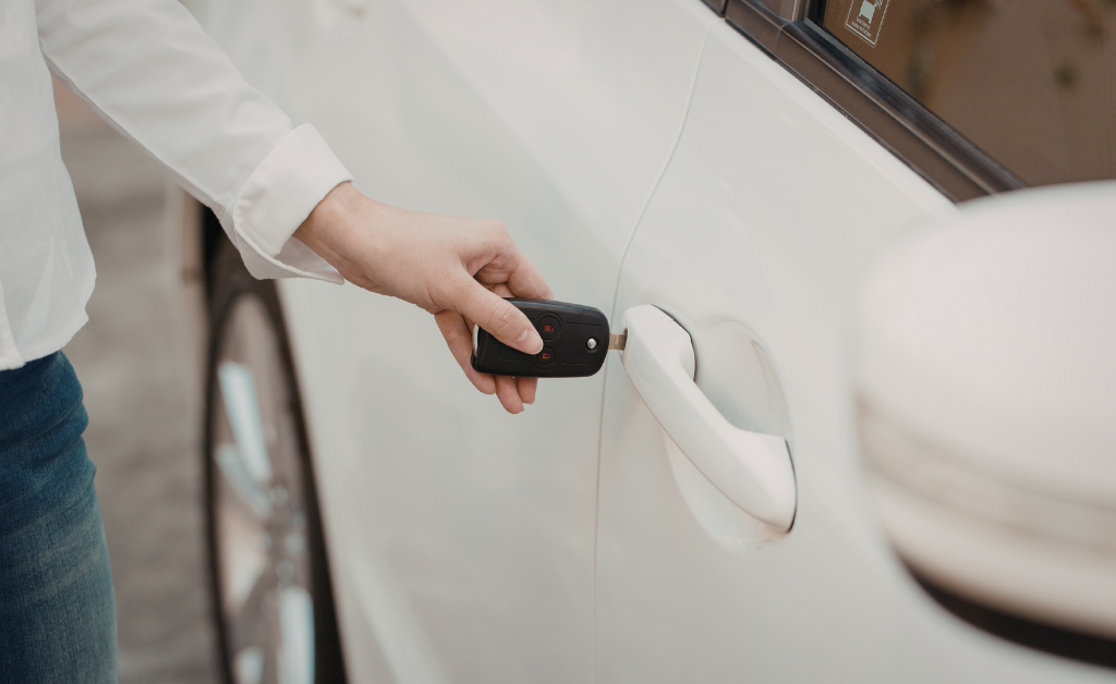 why is my car door not unlocking with the key