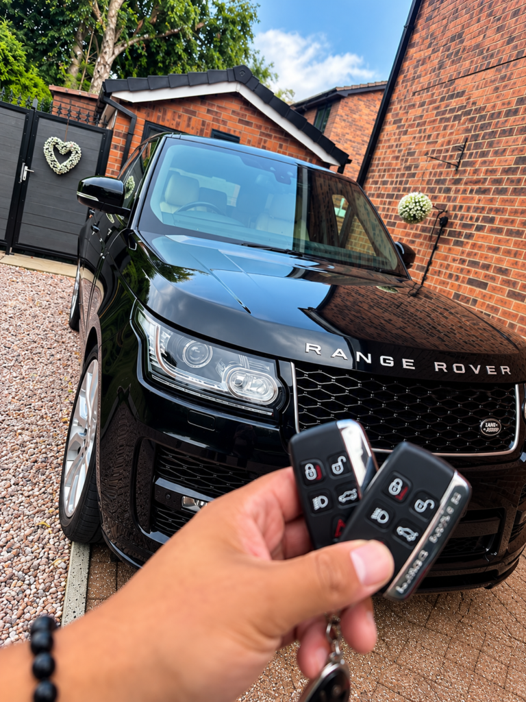 Range Rover replacement keys in Manchester driveway